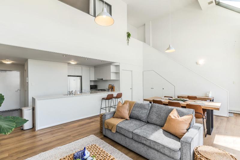 Central Perth city penthouse apt in Northbridge - image 12