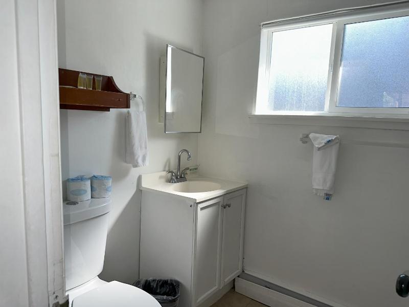 Double Room with Two Double Beds - Non-Smoking image 3