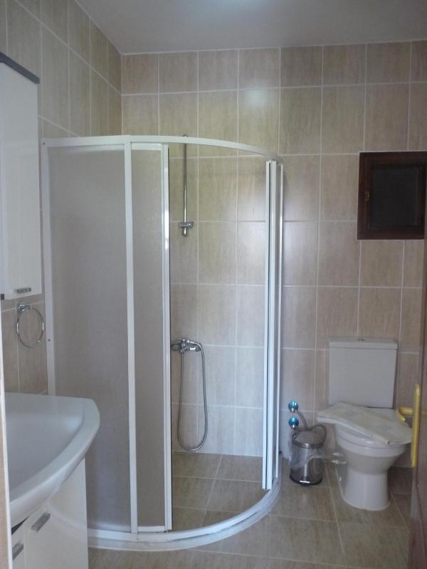 Double Room image 4