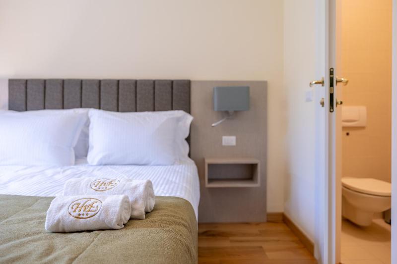 Standard Double or Twin Room image 3