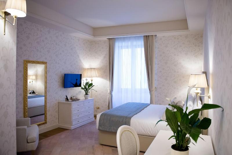 Junior Suite image 1