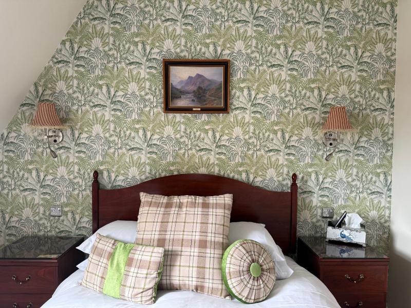 Double Room with Private External Bathroom image 2
