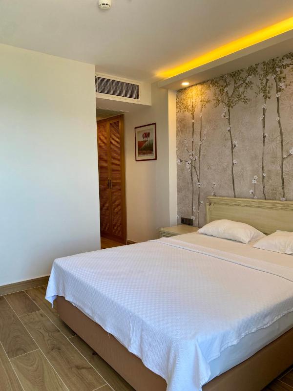 Double Room image 3