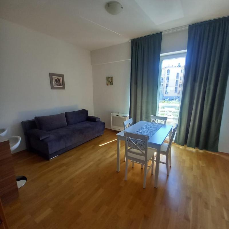 Populare Charming - image 1