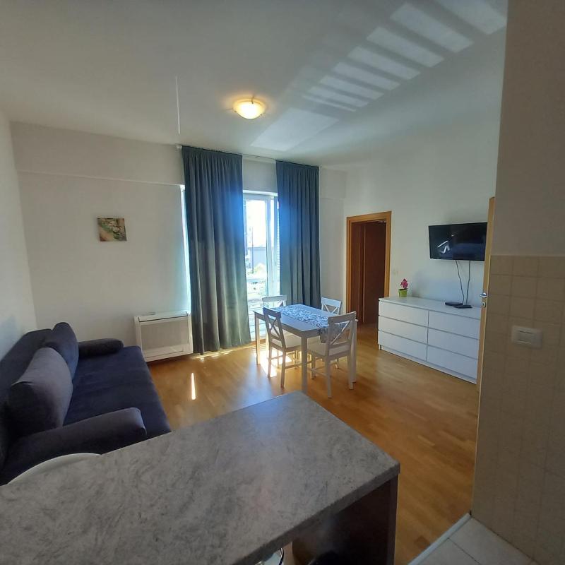 Apartment image 2