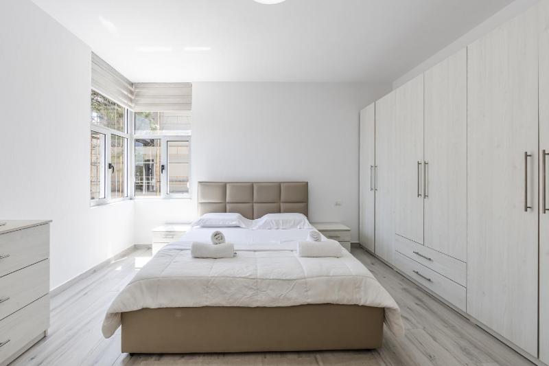 Mabel Jacuzzi Rooftop by Premium Selection - image 12