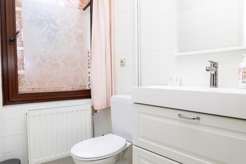 Single Room image 1