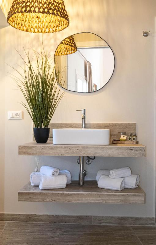 Castellano suites - image 36