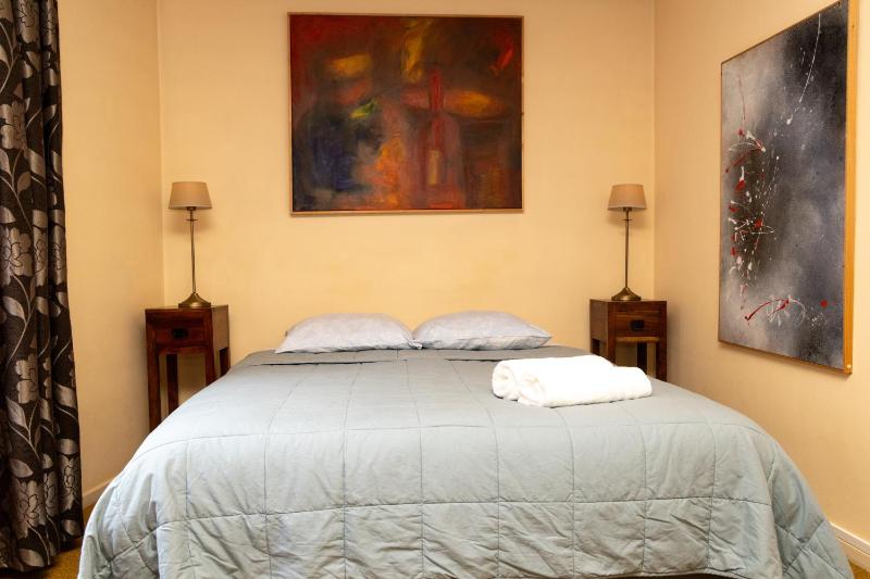 Double Room image 4