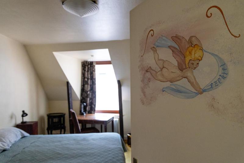 Double Room image 2