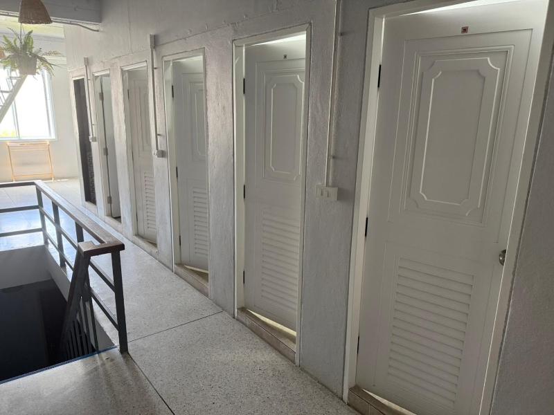Ler Hostel 65 - image 14