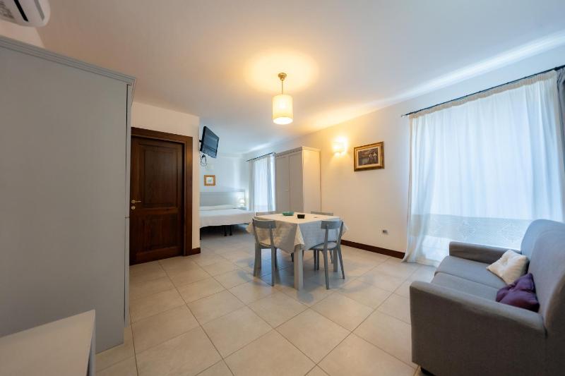 Junior Suite image 1