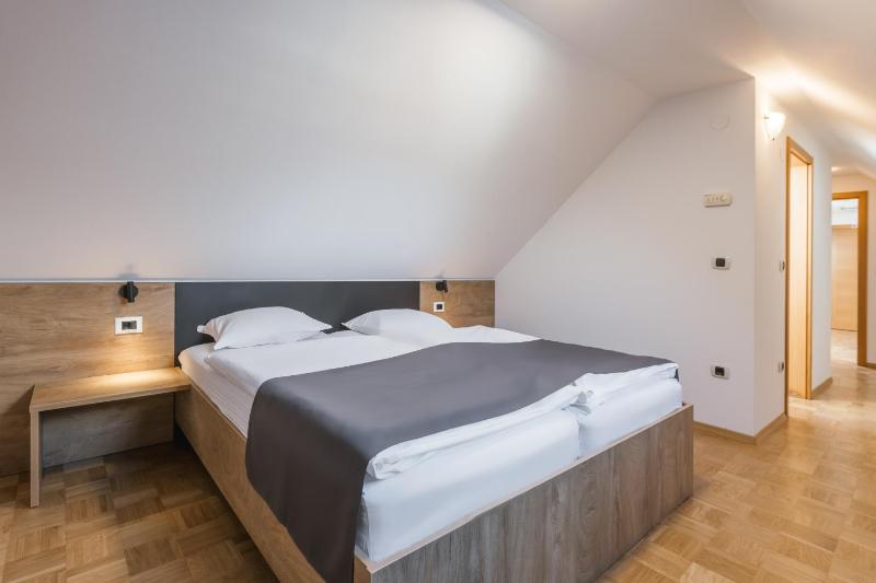 Double Room - Attic image 1