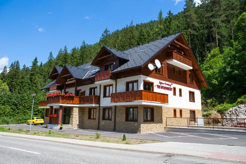 Apartmány Tri Studničky - image 28