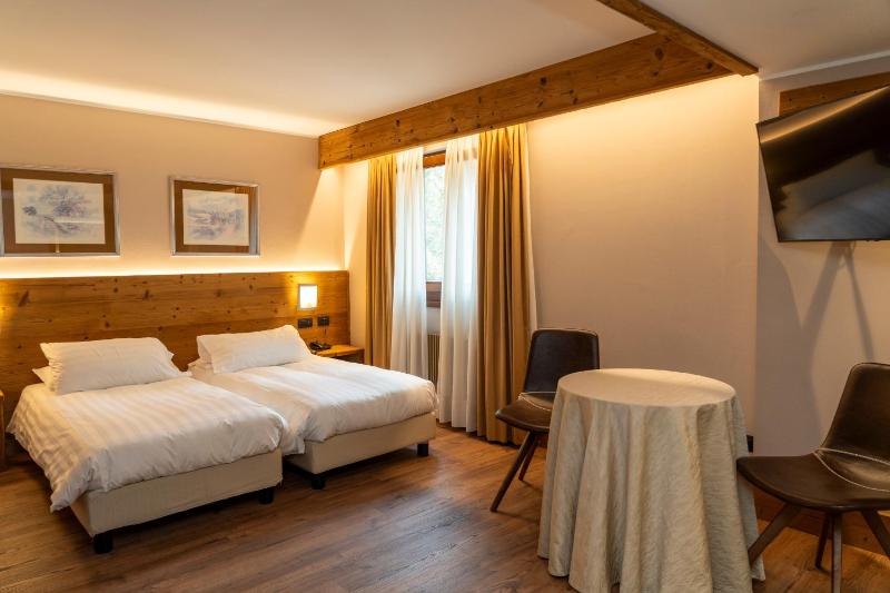 Classic Triple Room image 1
