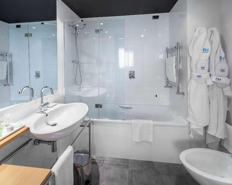 Junior Suite image 4