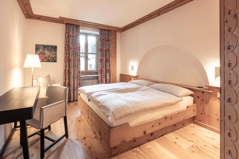 Standard Double Room image 1