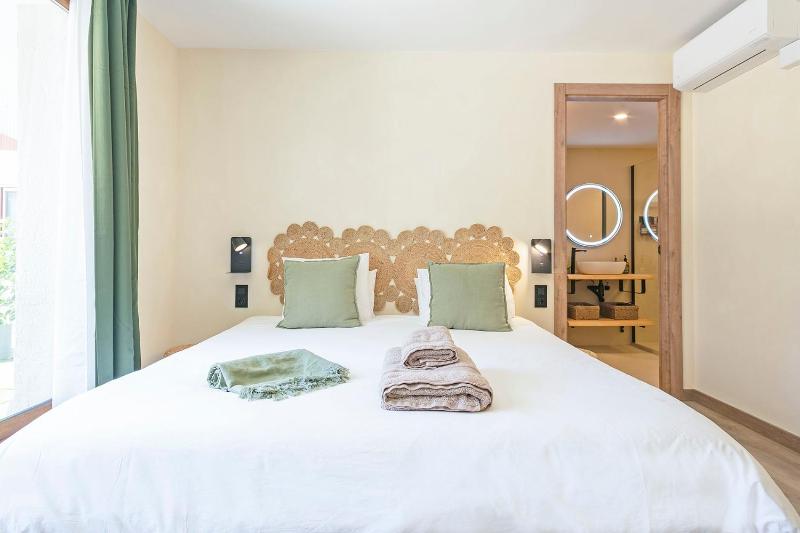 Double Room with Terrace image 1