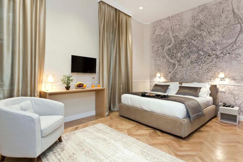 Executive Double Room image 2