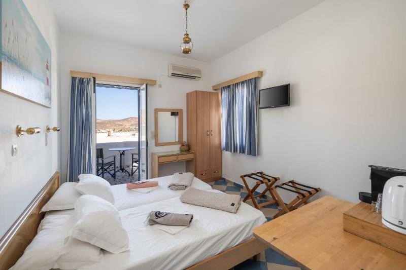 Studio with Sea View image 1