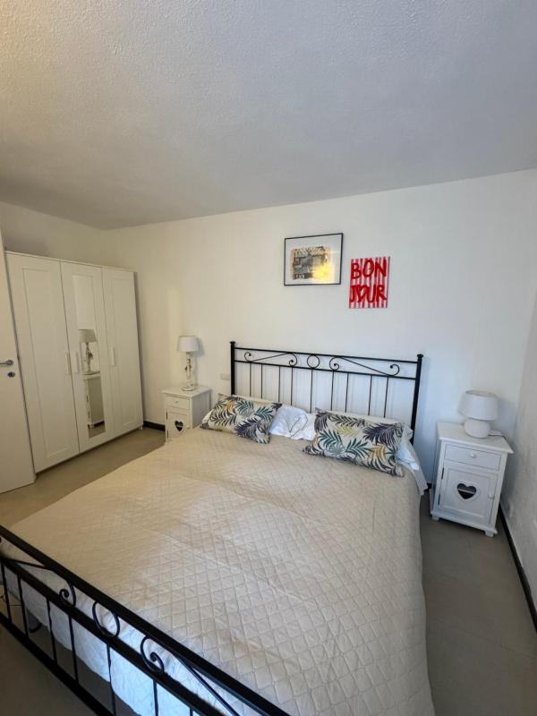 Economy Double Room image 4