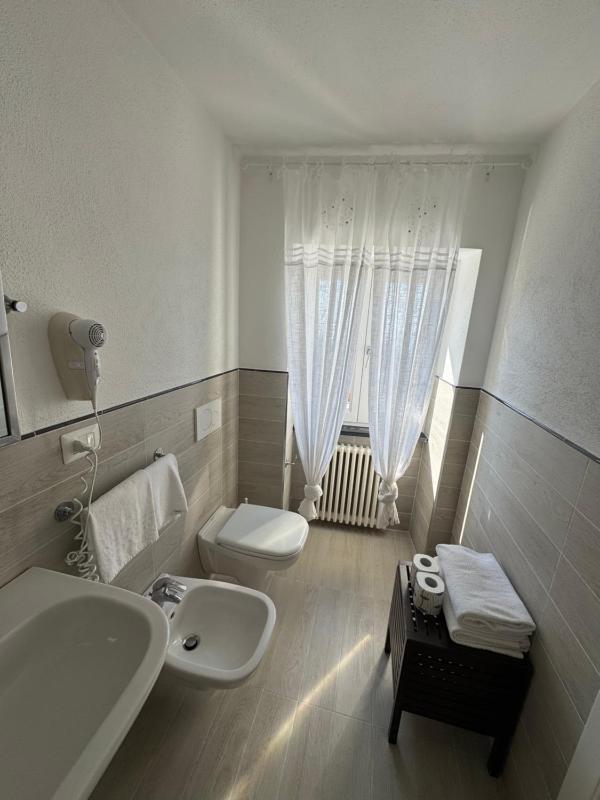Double Room with Terrace image 3