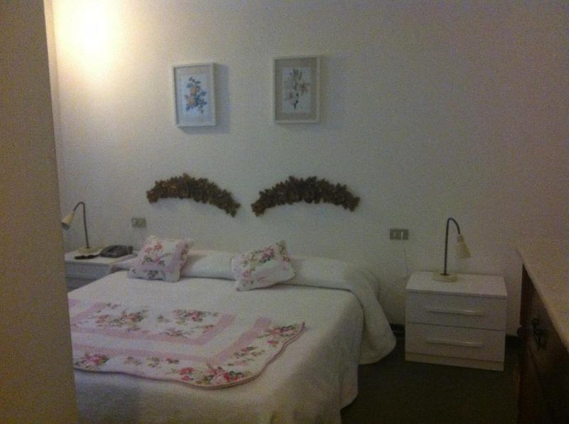 Standard Triple Room image 4