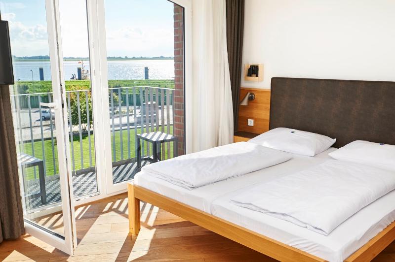 Double Room - Disability Access image 2