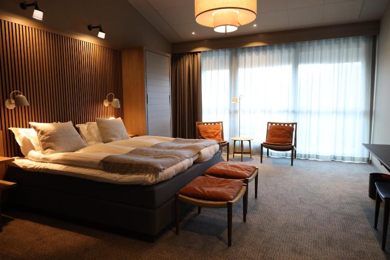 Deluxe Double Room with Balcony image 1