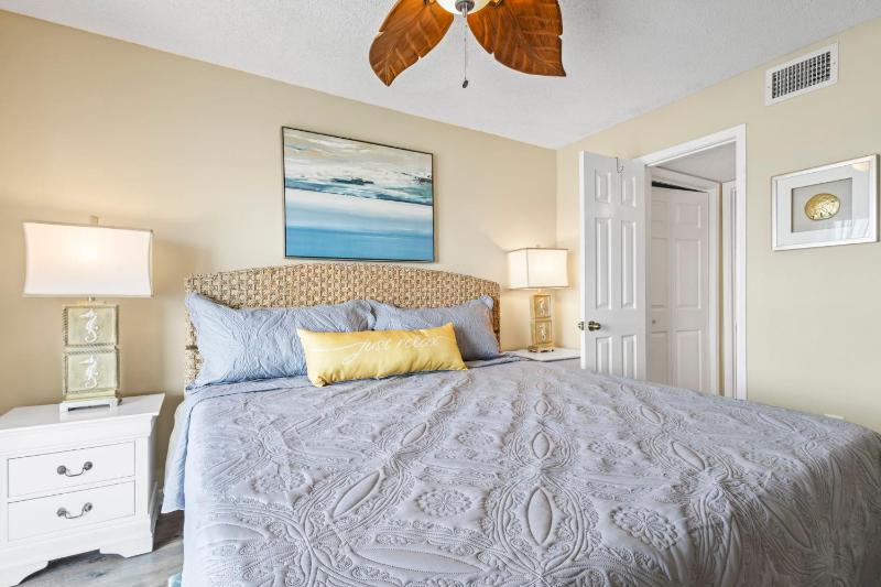 Surf Side Shores 1402 - image 25