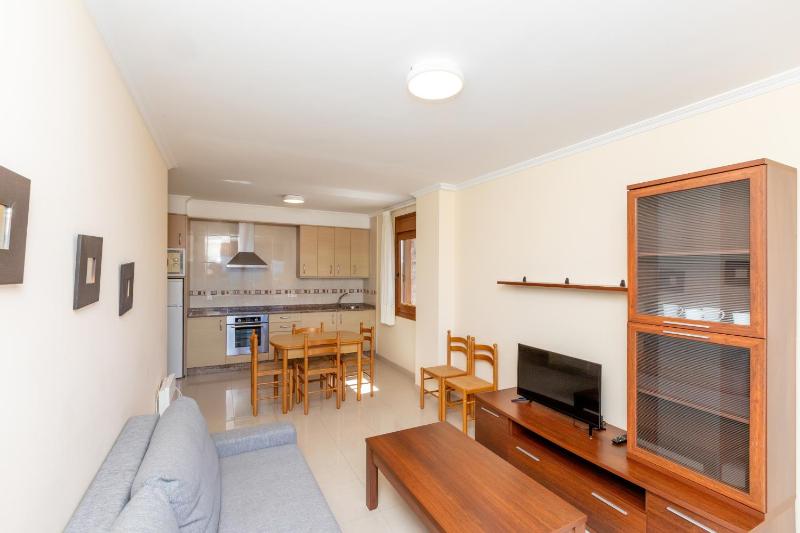 Two-Bedroom Apartment with Terrace and Sea View image 3