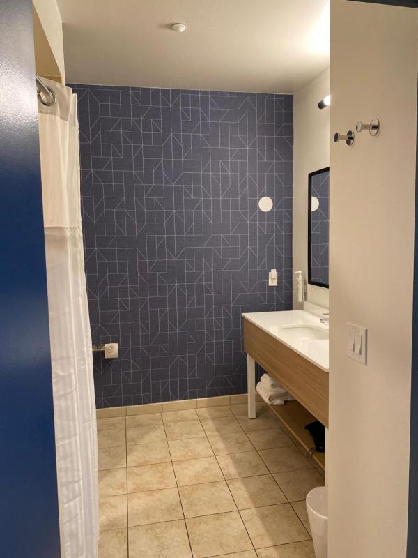 King Room image 1
