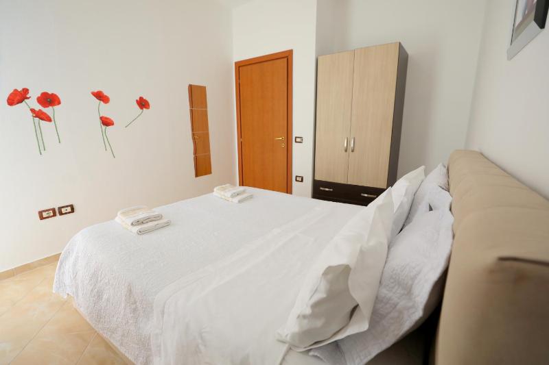 Blue Bay Apartments - image 8
