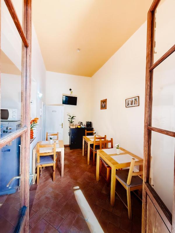 Double or Twin Room with Private Bathroom image 3