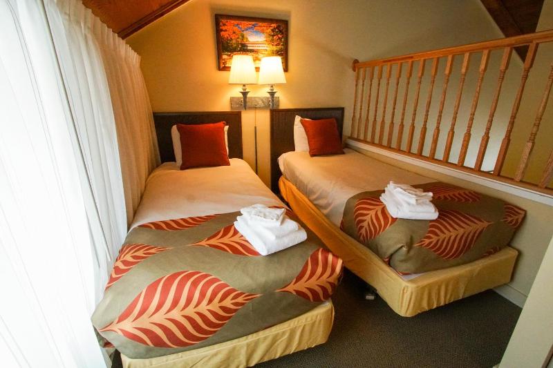 Two-Bedroom Suite image 3