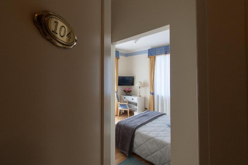 Hotel Villa Erica - image 32
