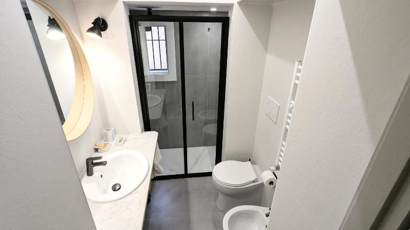 Two-Bedroom Superior Apartment image 3
