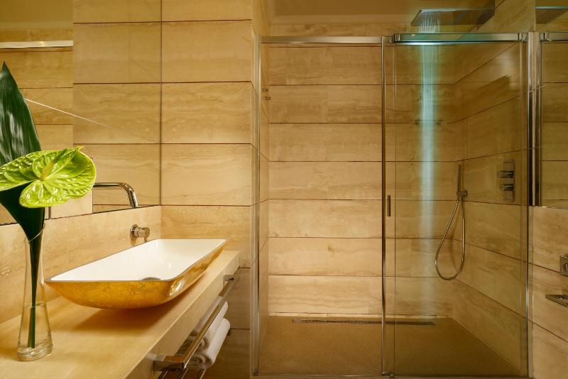Suite image 4