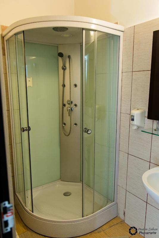 Triple Room image 2