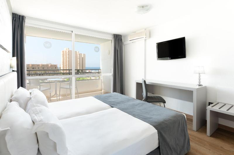 Standard Single Room with Sea View image 2