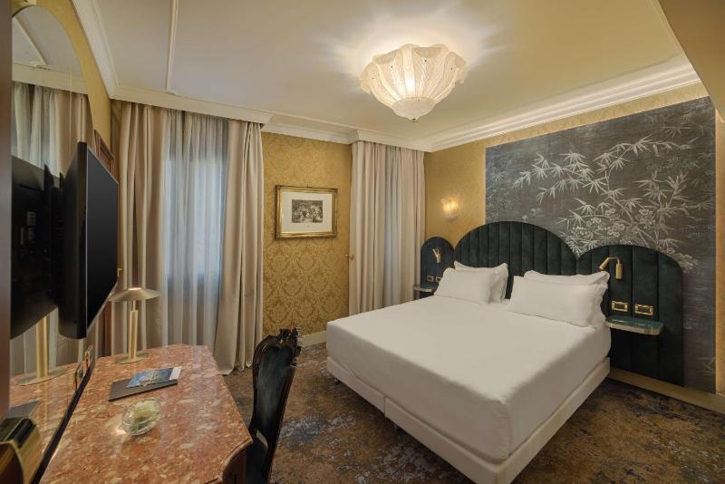  Standard Double or Twin Room image 3