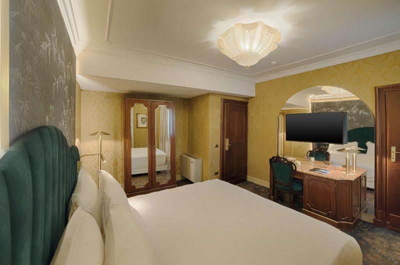  Standard Double or Twin Room image 1