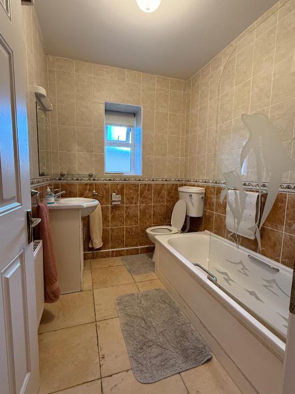 Two-Bedroom Apartment image 3