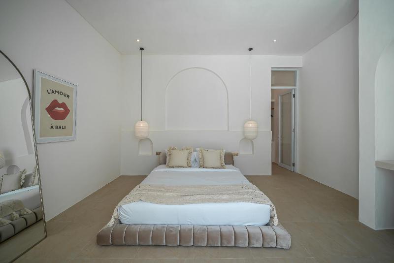 Villa Halo - Exquisite Tropical 3 Bedrooms Villa in Canggu - image 11