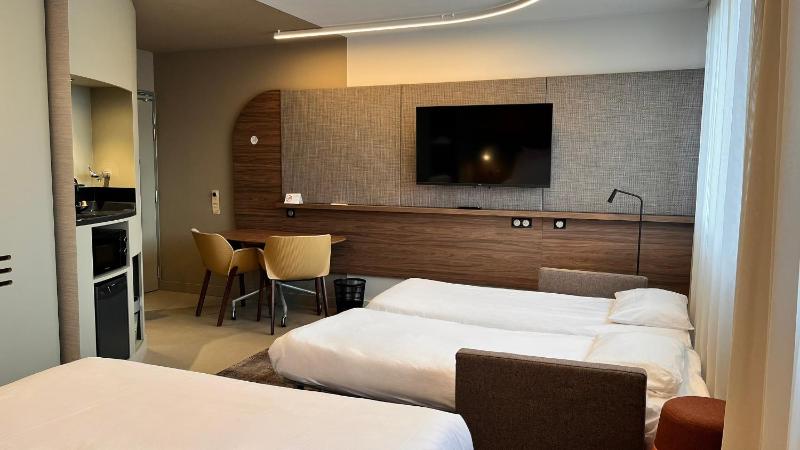 Novotel Suites Clermont-Ferrand Polydome - image 3