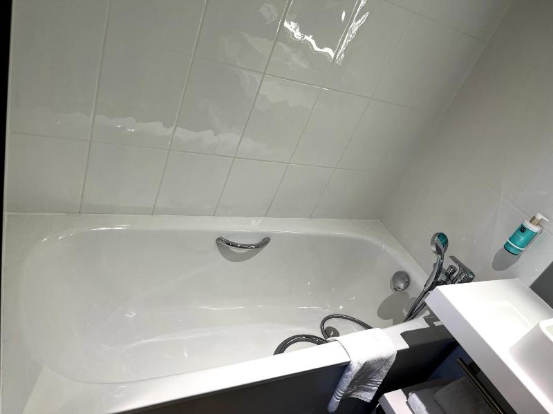 Superior Double Suite with Sofa Bed image 2