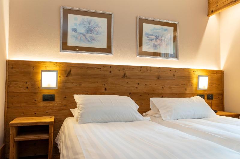 Classic Triple Room image 3