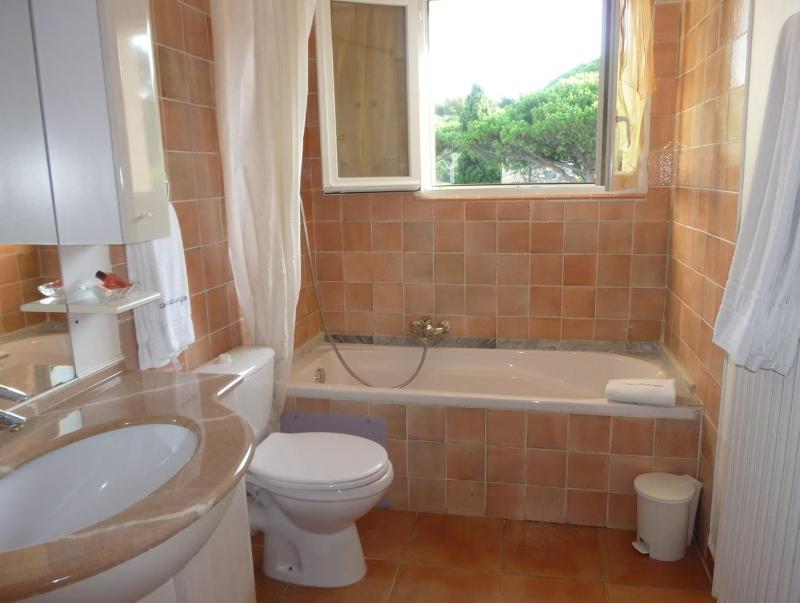 Suite with Sea View image 1