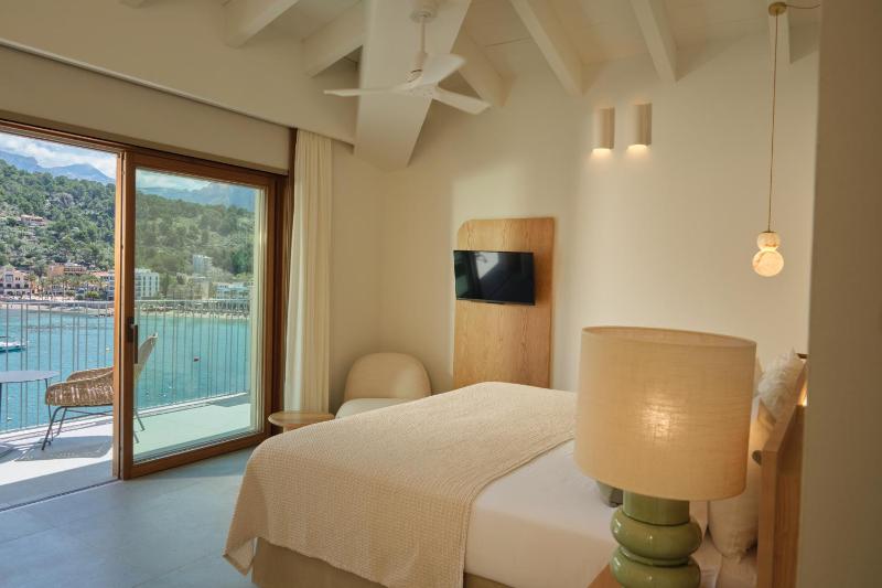 Junior Suite with Sea View image 1