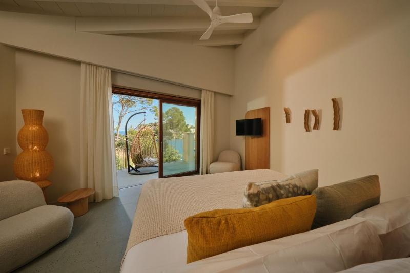 Junior Suite with Sea View image 4